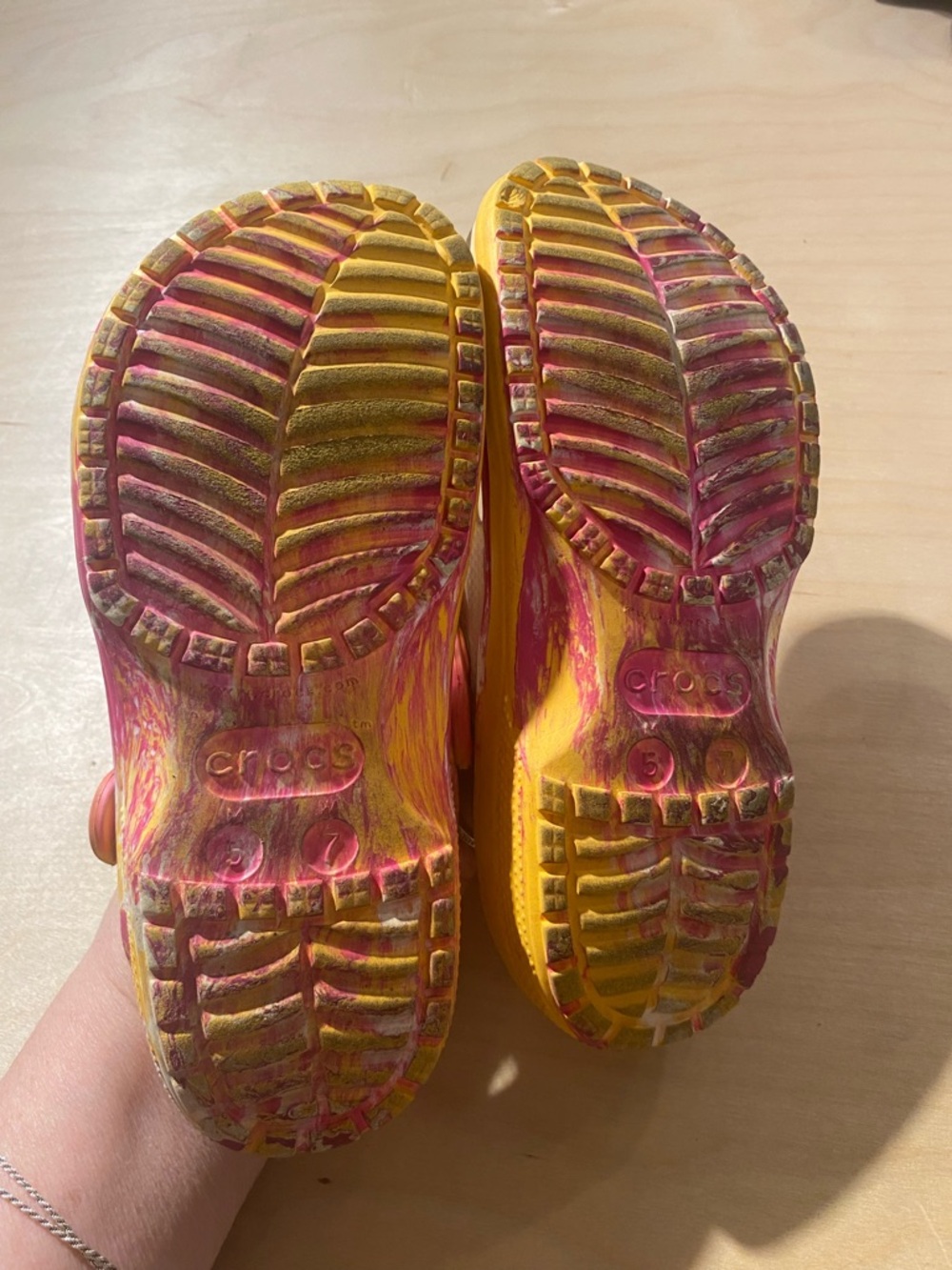 CROCS Kids' Multi-Color Slip-On Clogs - Pink & Yellow F-5 M-7 (Box 1) - Picture 8 of 9